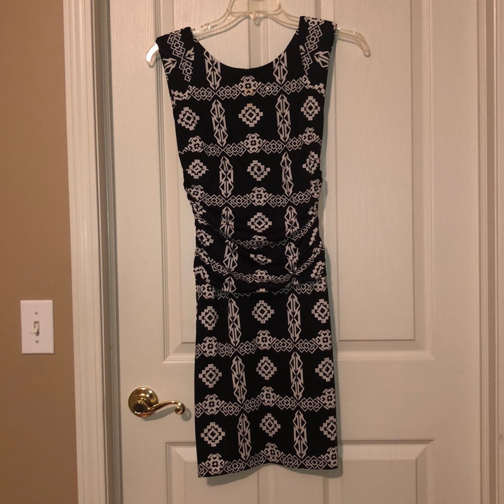 black and white print dress